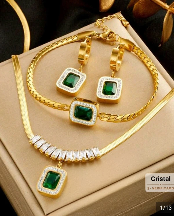 Juego de Gargantilla con piedra verde's foto | D'Rodríguez Shop |  BizneCubano