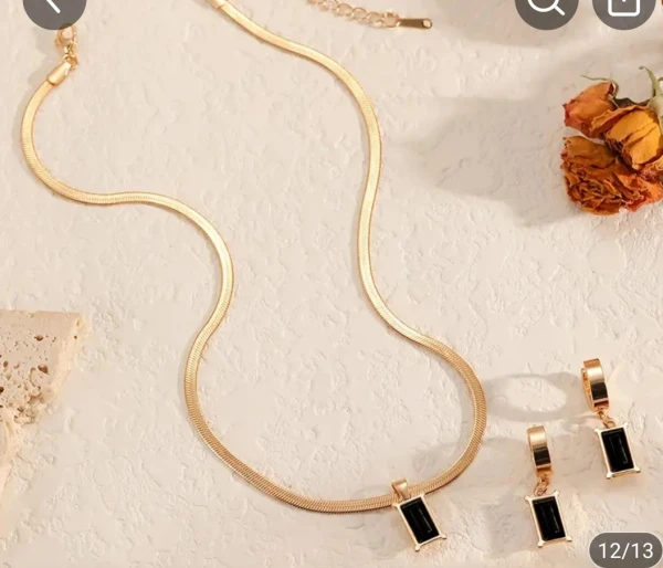 Juego de Gargantilla con aretes's foto | D'Rodríguez Shop |  BizneCubano